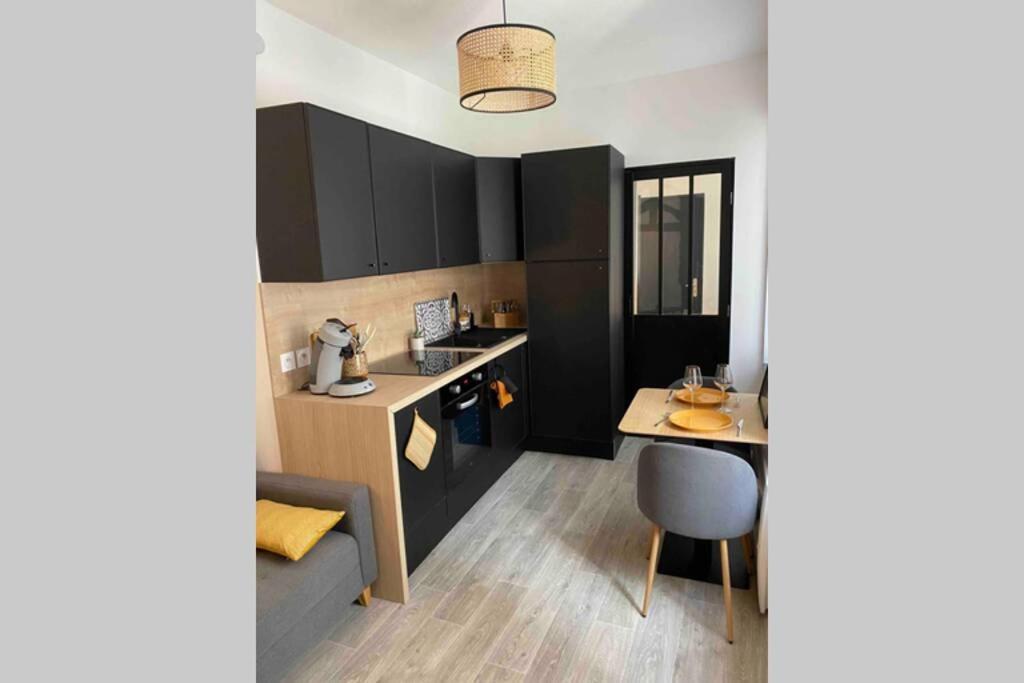 Appartement Centre De Moulins ムーラン エクステリア 写真